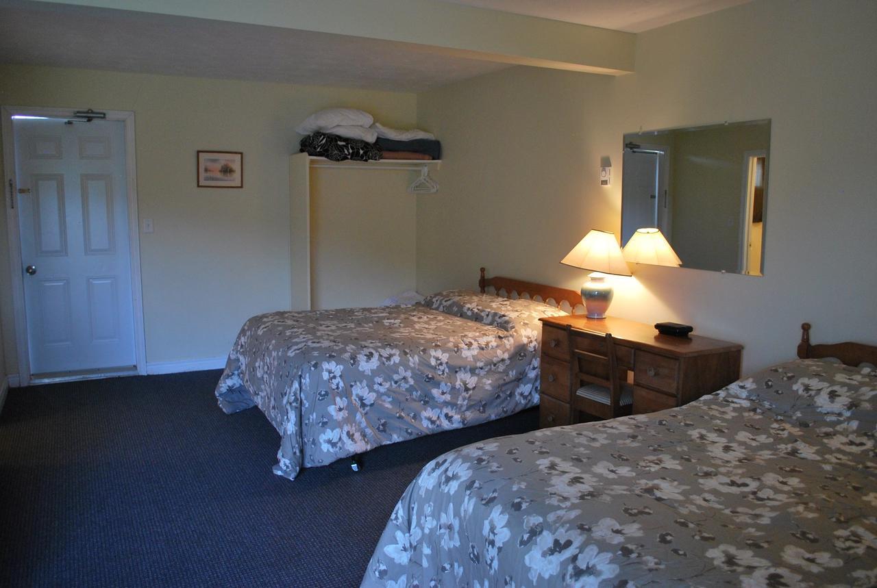 Midtrail Motel Pleasant Bay Εξωτερικό φωτογραφία