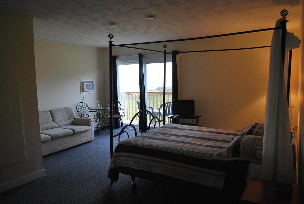 Midtrail Motel Pleasant Bay Εξωτερικό φωτογραφία
