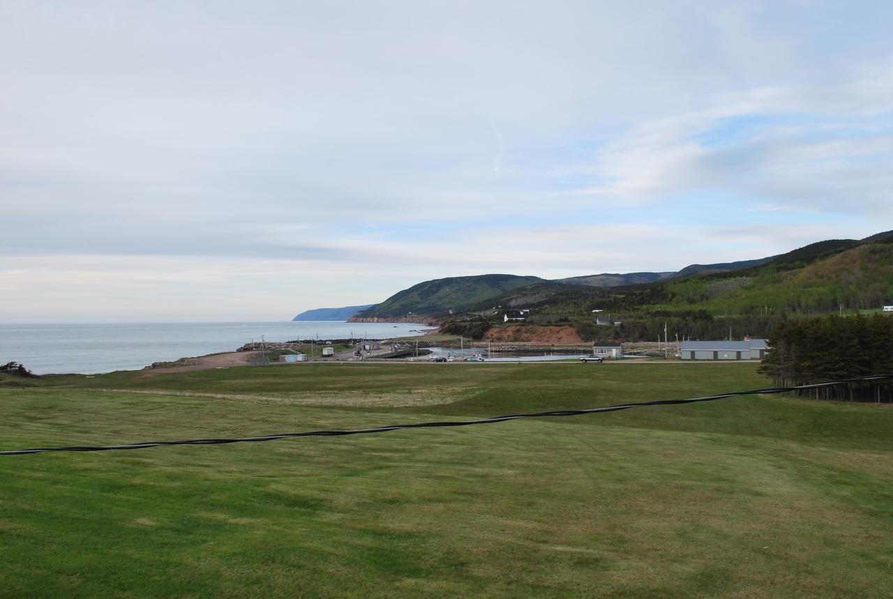 Midtrail Motel Pleasant Bay Εξωτερικό φωτογραφία