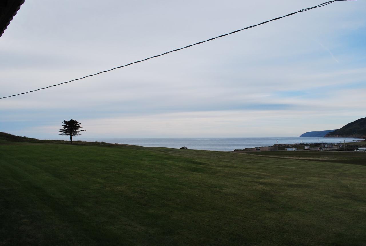 Midtrail Motel Pleasant Bay Εξωτερικό φωτογραφία