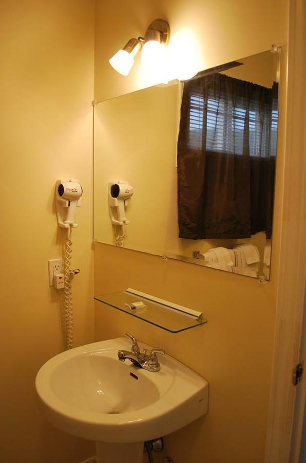 Midtrail Motel Pleasant Bay Εξωτερικό φωτογραφία